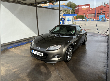 Mazda - MX-5
